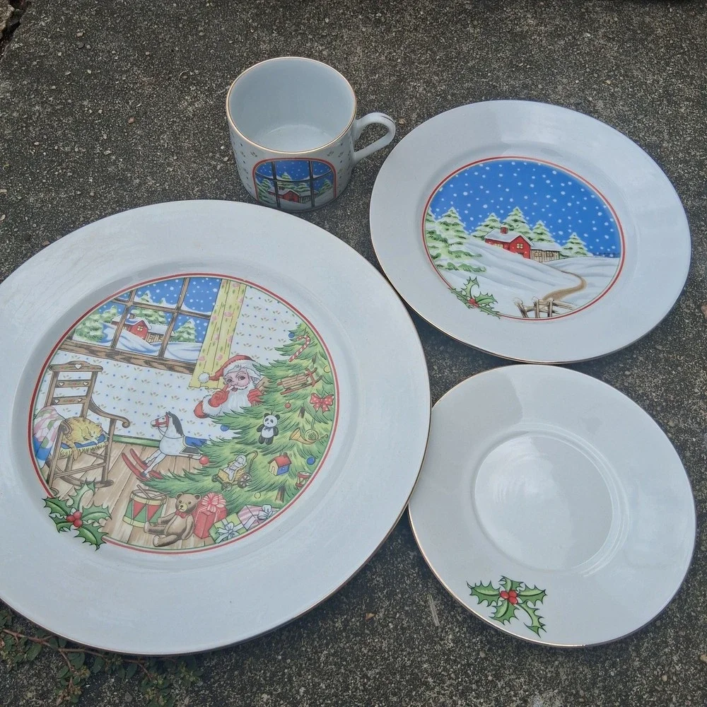 Christmas Dishes.